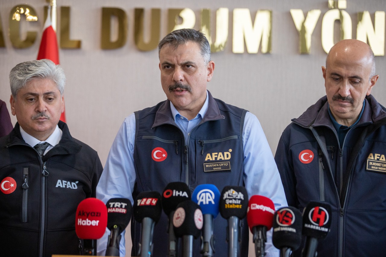 İçişleri Bakanı Çiftçi'den selden kurtarılan 8 aylık Zeynep bebeğe ilişkin paylaşım